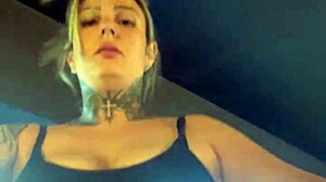 i get so turned on watching that gym girl in sao paulo my pussy gets wet dripping down my legs with small tits and belly showing