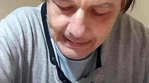 What makes this angel's love so captivating in chapter 02?