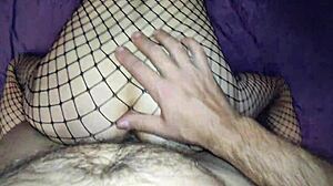 Amateur, you into home sex with a fitness trainer wife like this?