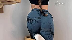 Perfect round ass girl showing off some skills