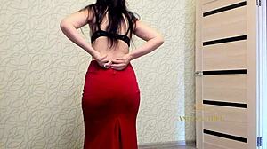 Beautiful Dark-Haired Milf Dances Sexy with Huge Butt!