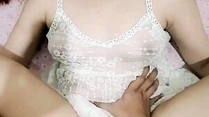 ngentot memek sempit istri sampai crot didalam, that tight ass homemade action is so cute 😏🍑