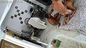 gosto de ver ela levando uma surra de rola fazendo gangbang com latinas