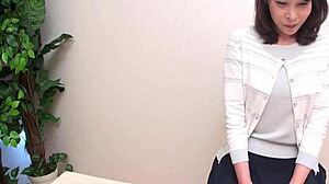 Unmarried Childless 40s Woman Unexpectedly Cheerful Loser Mature Shoko Takeshita 2