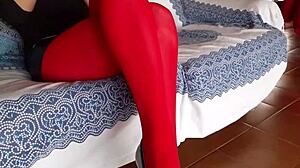 laura on heels puts together this amateur compilation of petite teen models in high heels, pantyhose, and skirts for 30 minutes of leggy displays