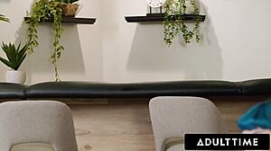 PAWG Jewelz Blu catches horny French boyfriend in mutual masturbation with cunilingus and huge cumshot on ass.