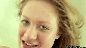 Mofozo com masseuse with small tits fucks client