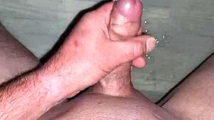 Hommage To Bagdousch - Raw Cumshot Explosion In Intense Action Scene!