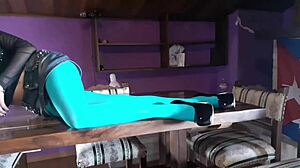 laura on heels puts together this amateur compilation of petite teen models in high heels, pantyhose, and skirts for 30 minutes of leggy displays