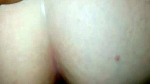 chilena caliente showcases her vibrant style