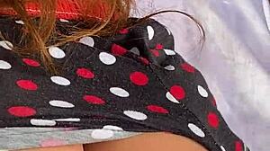 Linda Inteada Garota Enjoys Forceful Fucking with Sex Toy in Anal Play