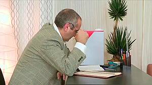 feeling wild with mad teen sex porn in missionary fucking action