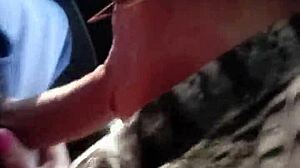 Rapidinha No Carro With Brazilian Shemale Oral Action