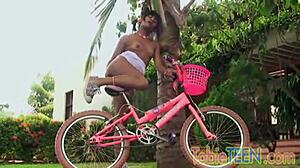 tobie teen 18+ why you rubbing and fingering that slutty pussy at garden??