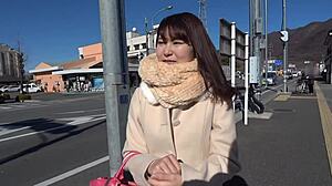 【流出厳禁】sns総フォロワー数15万人越えの激カワ大人気配信者 取材と偽りガチ性交 1