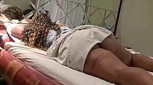 Oh yeah, enteado me fudeu hard in my big ass and recorded it to show his friends as bareback anal action.