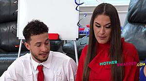 stepmom swap fun with mouths 😏