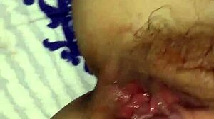 em học sinh with pink skin and white complexion