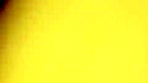 em học sinh with pink skin and white complexion