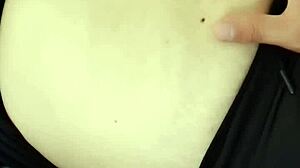 Exploring Milf Girl's Navel with Sexy Close-Up Fingering in Curvy Latina Massage