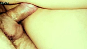 Oh wow, sharing bed with aunty and cumming deep inside her tight wet pussy!