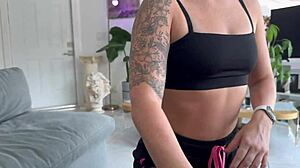 Oh Fuck My Gym Partner Hard - I'm Bi And Crave That Dick Too!