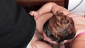 Casual-Narrative C�rrete en mi boca before heading to work, as this sexy milf rides cowgirl style with a facial finish.