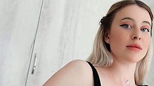 Why play roblox when you can fuck your horny stepmom hard now