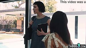 Recently divorced ebony Alexis Tae lures realtor into lesbian sex