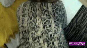 Amateur video of interaction with beautiful sales girl from the mall.