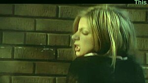 GIA JORDAN SUCKS COCK BEFORE RIDING HARD!