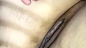 la suegra culona se pasa de tragos y me visita en mi habitación con final feliz casero real en blowjob y curvy latina wet pussy