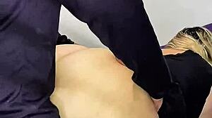 la suegra culona se pasa de tragos y me visita en mi habitación con final feliz casero real en blowjob y curvy latina wet pussy