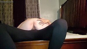 Why does this tinder pawg with jiggly ass ride until creampie fills her