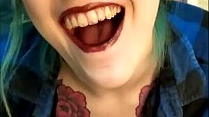 STUNNING GIRL LOVES TO EDGE HER FRIENDS COCK