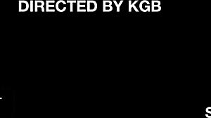 Tiny 18+ Blonde Babes Kenna James And Dylan Moore Use Double Dildo