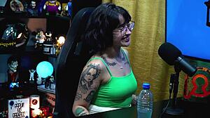 dois reais ou um presente misterioso da martina olivera - podcast p�pum no barraco