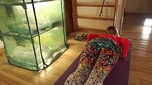 Homemade Hard Anal Fucking In Yoga Pants With Milf Mother In Law Creampie Blowjob