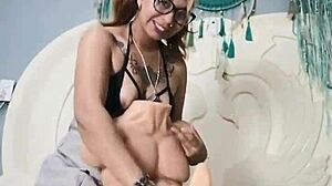 Danabarzagli recalls her old times of arousal with solo masturbation