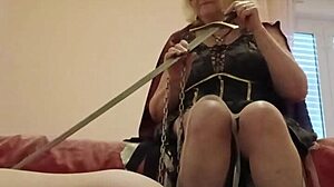 2025 05 07 Ebed aux pieds de ma�tresse Kantalis en gladiatrice