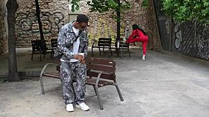 Tar med fremmed hjem for hard rough knull