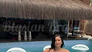 gostosa asiática feels intense passion while fucking negão pirocudo bareback in liberal pousada pool with big cock and tits