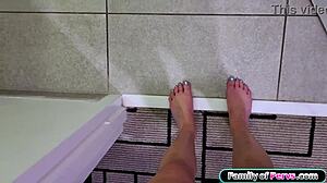 Stepdaddy Gets a Really Fun Idea from Enthusiastic Family Member in Casual Chat