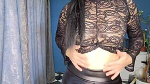 Fingers Fucking Pussy Leads to Squirting in Ankle Boots