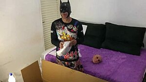 Hey, my new girlfriend Alice arrived, she's a linda e gostosa realistic sex toy doll