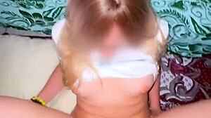 Estudiante Primeriza Chupa Verga a Profe de Matemáticas Después Escuela y Da Panochita Tierna