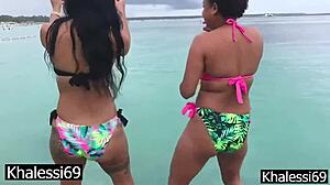 Lesbian pussy eating till orgasm - i met her on the beach