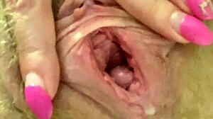 Amateur Sexy Close-Up Hairy Pussy Gape With Pee Fart