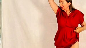 Hot Granny Strips Huge Natural Tits Shows Closeup Asshole Pussy