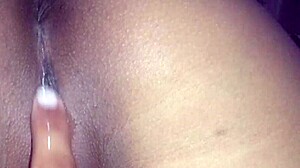 morena molhada in intriguing wet scene with close up details